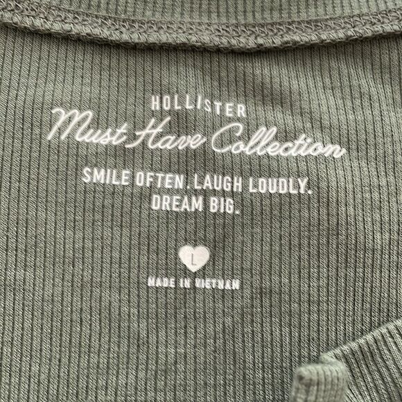Hollister crop top hunter green mist have collection front lace up size large - Picture 3 of 7